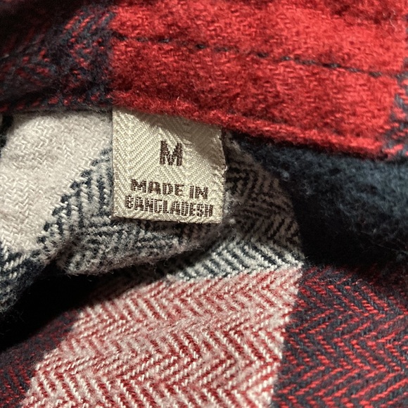 Mens 100% cotton Black&Red PLAID LS Button- down SHIRT w/dual chest pockets Sz M - Picture 8 of 10